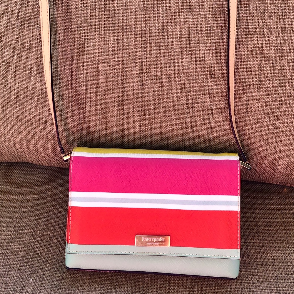 Kate Spade mini crossbody perfect for Spring